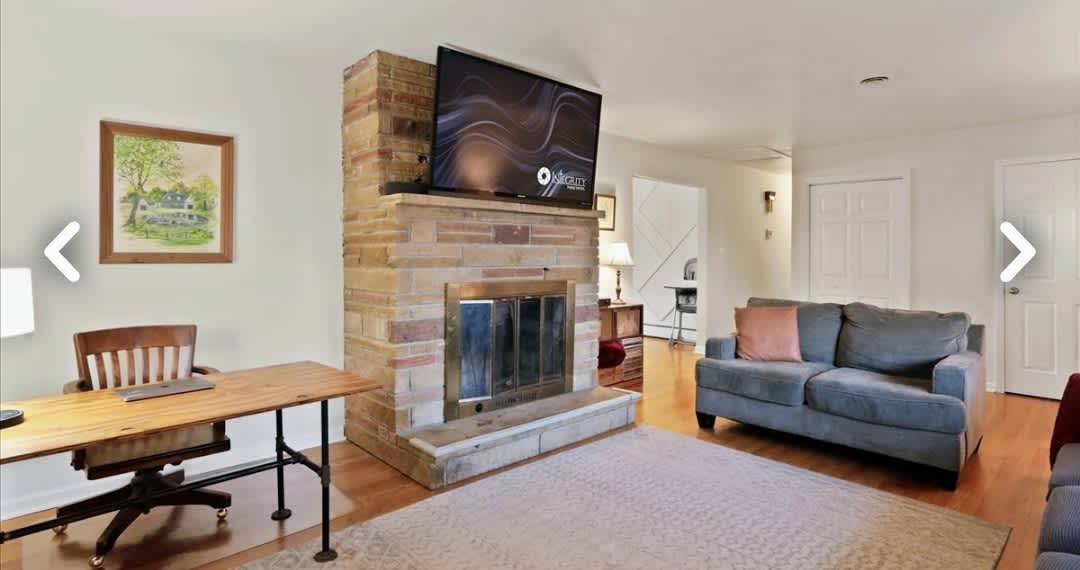 13715 Dixie Drive – photo 2