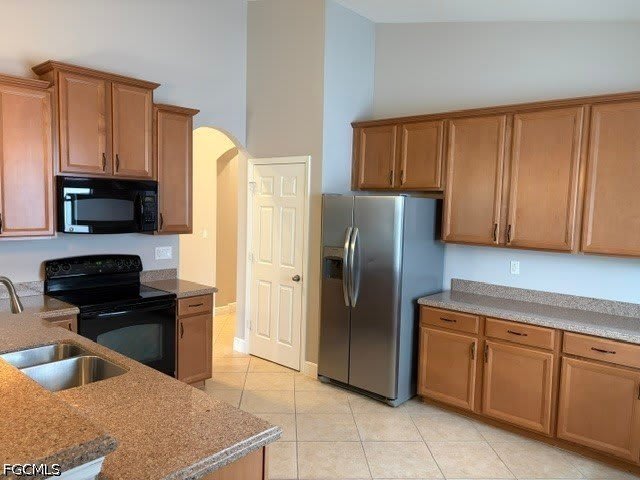 8610 SUMNER Avenue – photo 4