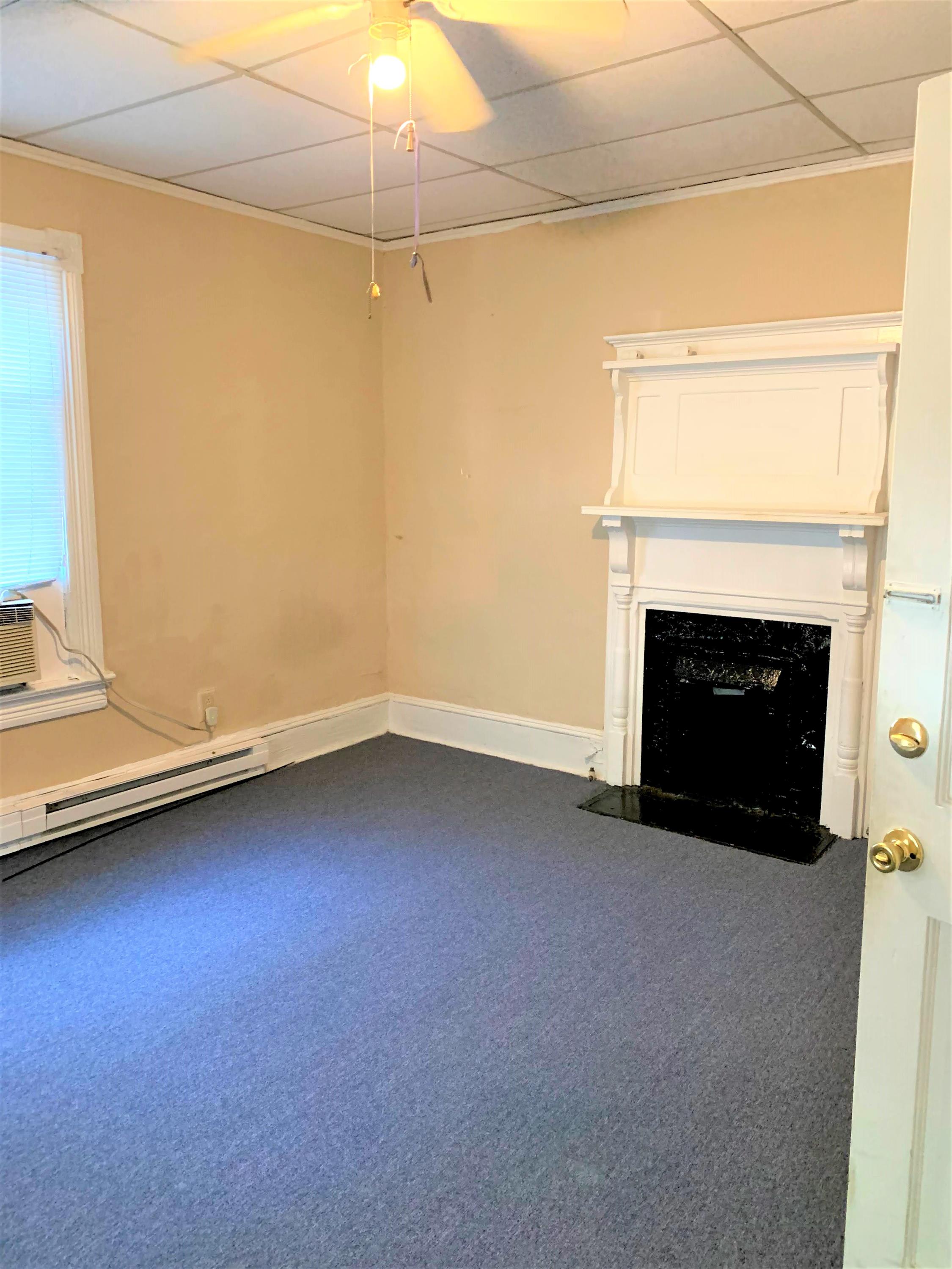997 Curran St – photo 2