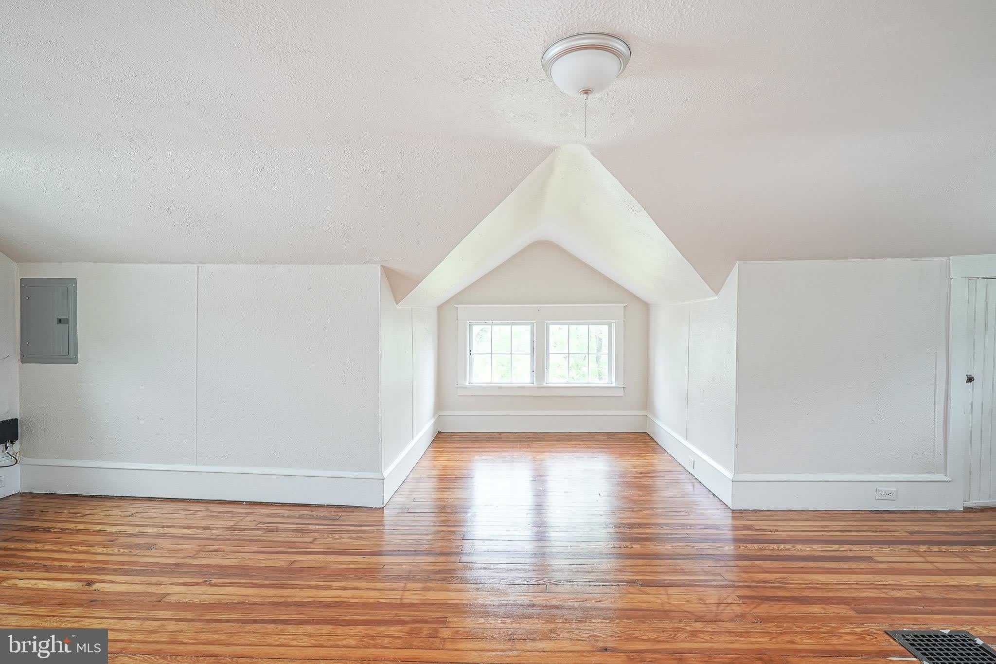 316 9TH Avenue – photo 2