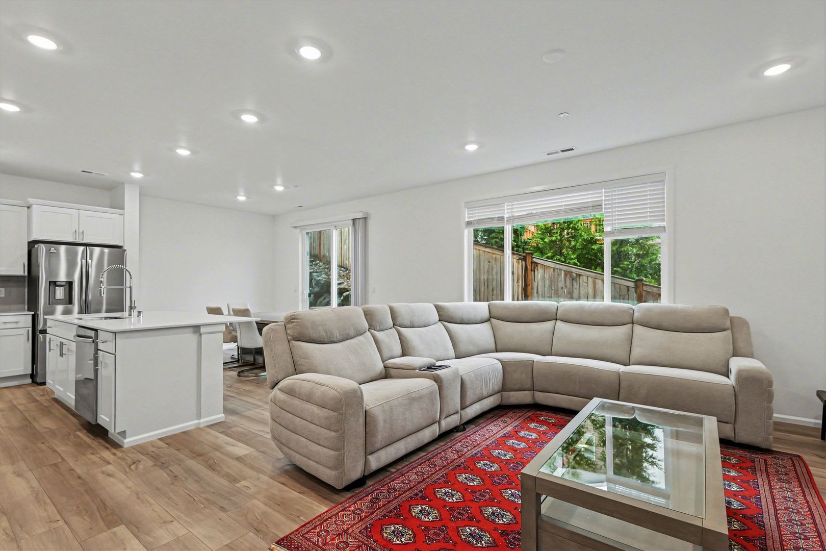 Charming Home In Bothell Prime Location Modern Comfort 219 179Th Street Se Bothell Wa 98021 3 600 – photo 4