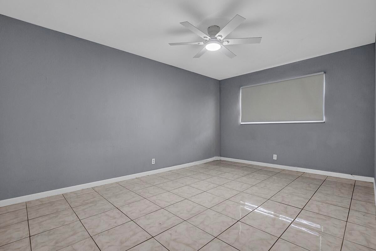 340 Northwest 19th Street – photo 4