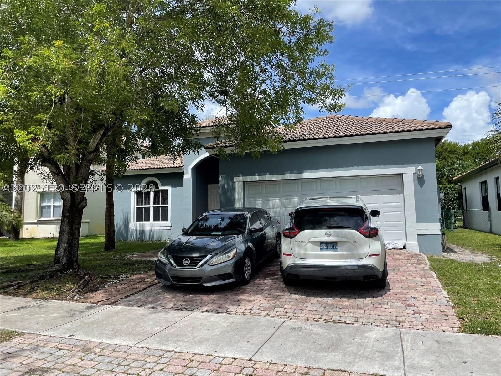 1352 SE 16th Ave – photo 1