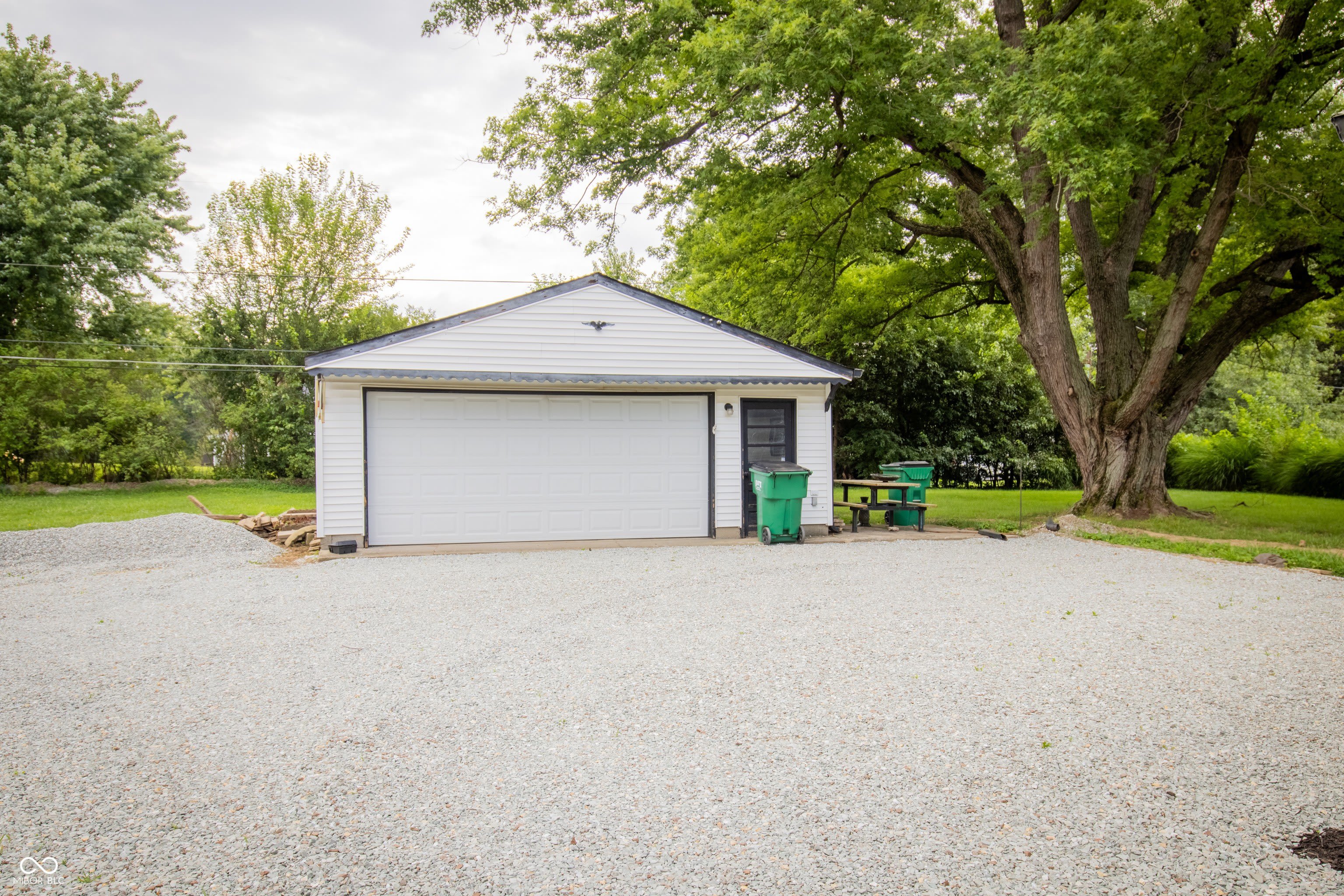 1444 N Mill Creek Road – photo 2