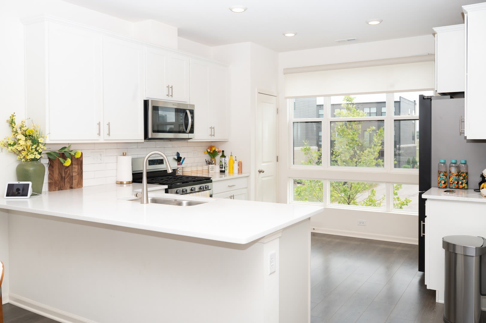 2204 Venture Drive – photo 4