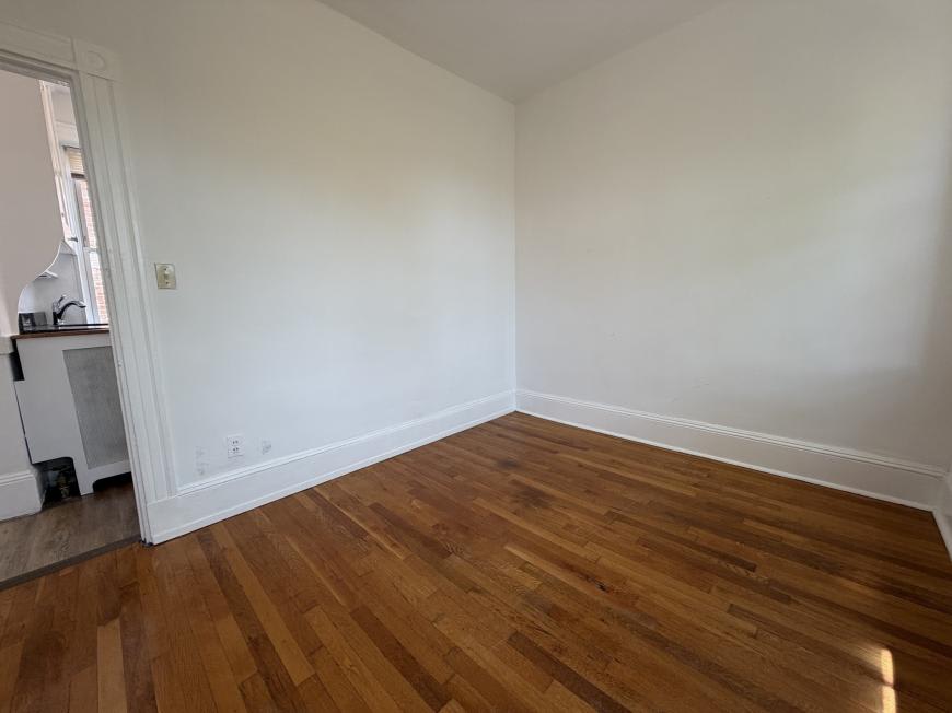 7 Grove St. – photo 4