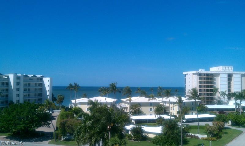 2150 Gulf Shore Boulevard North – photo 1
