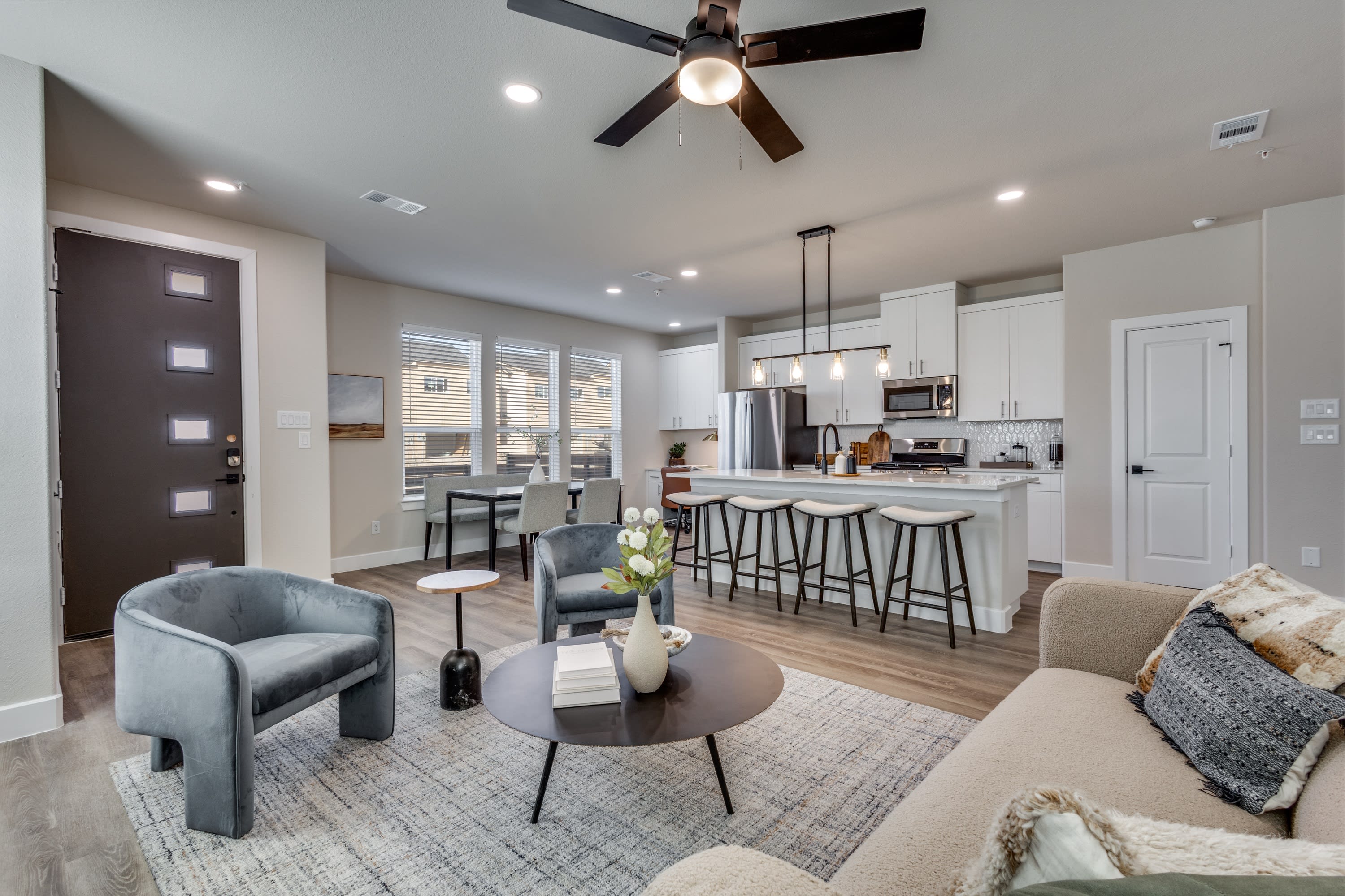 Townhomes at Sam Rayburn – photo 2