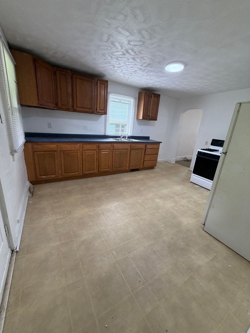 2 bedroom townhome in Bentworth School District! – photo 1