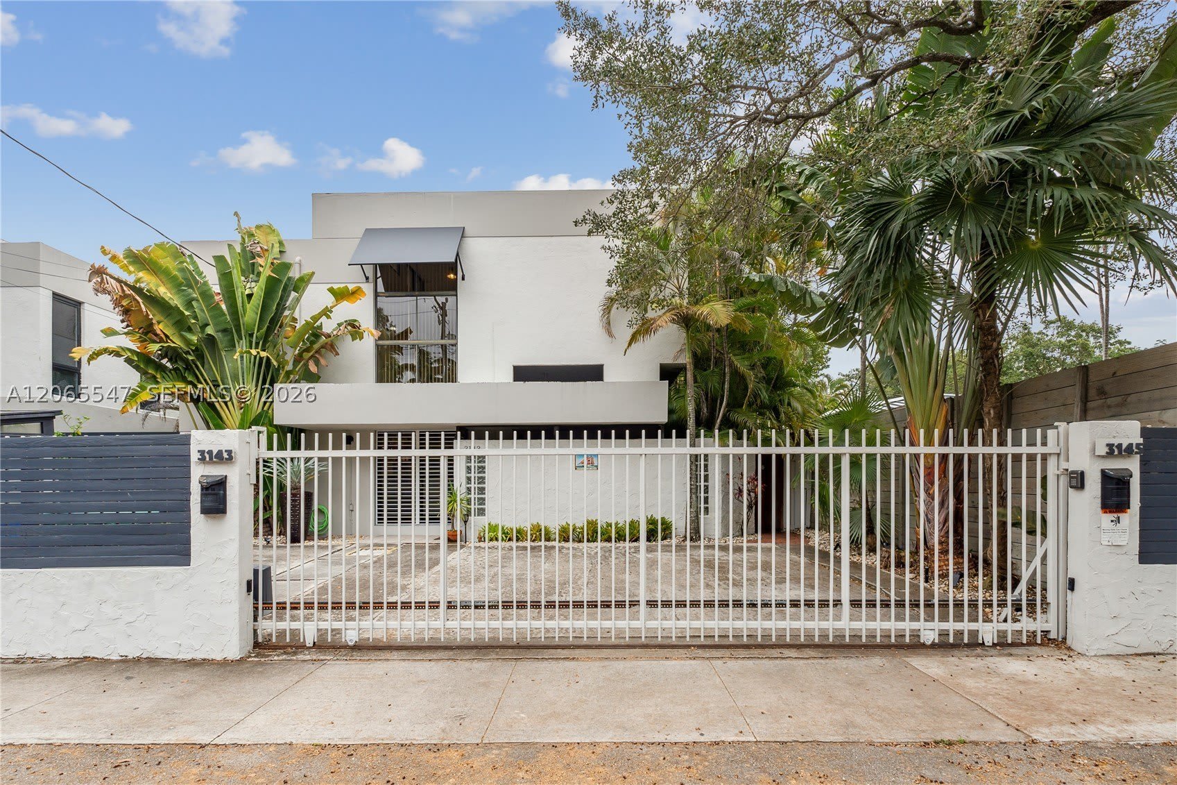 3143 Virginia St – photo 1