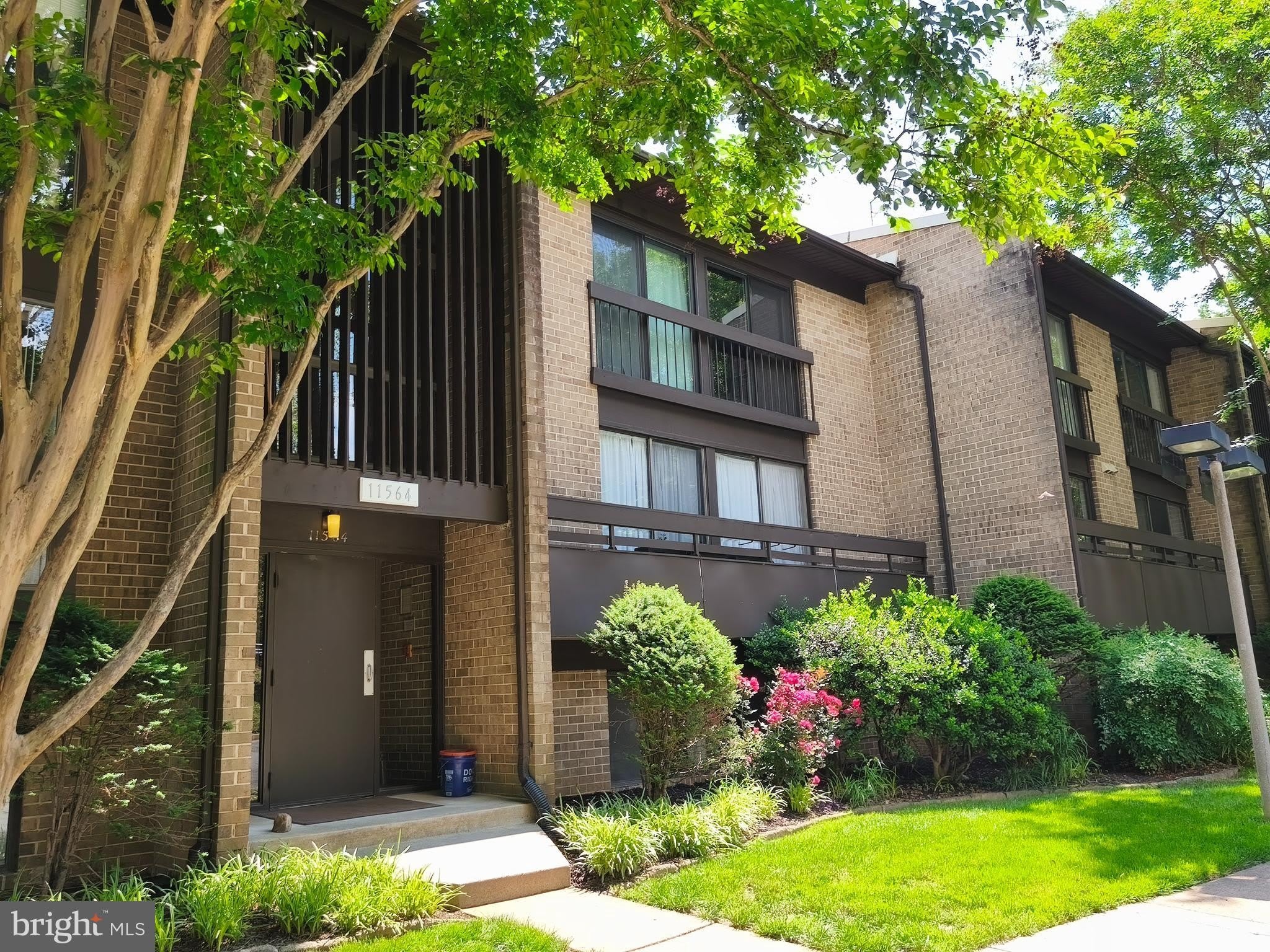 11564 ROLLING GREEN Court – photo 1