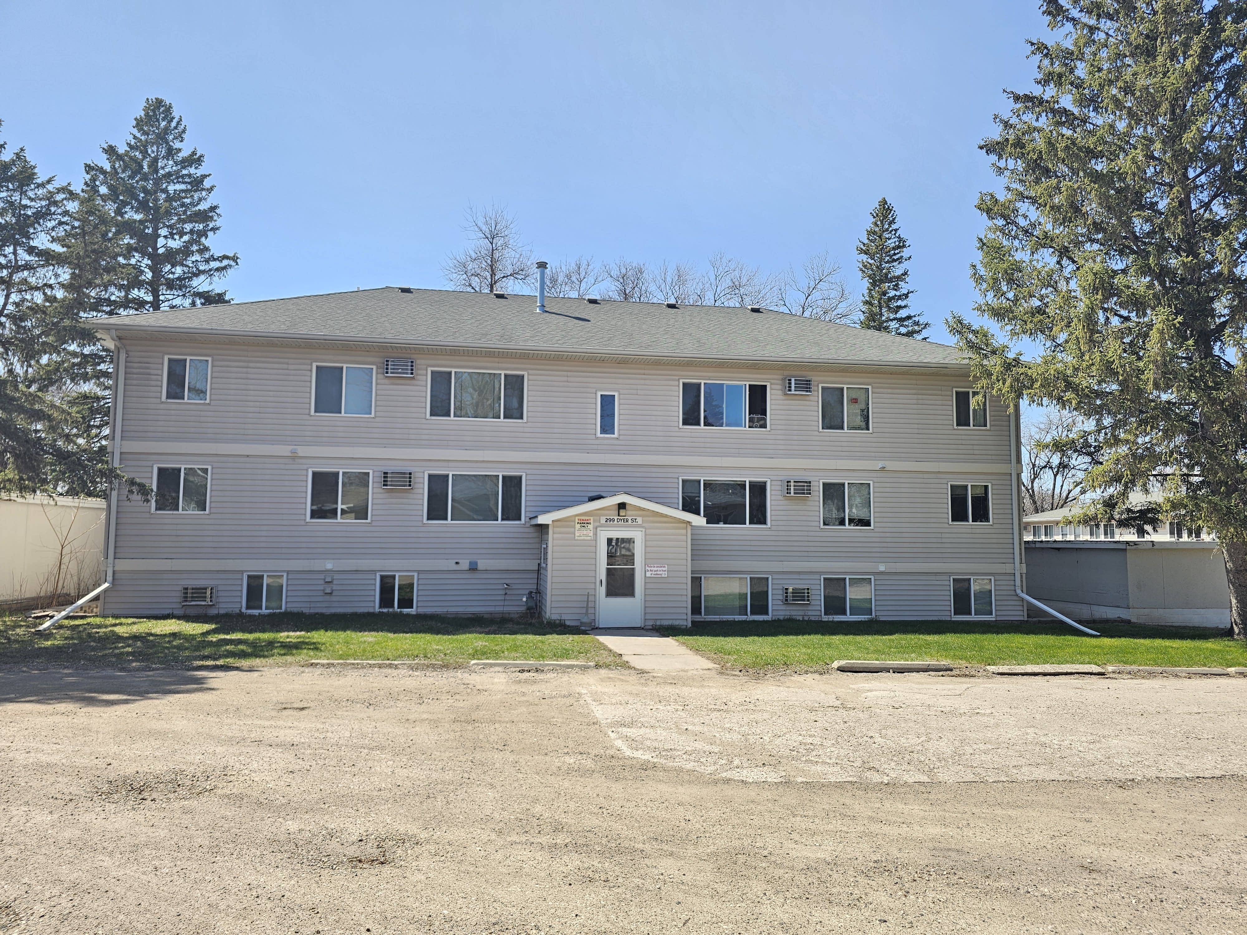 299 Dyer St – photo 1