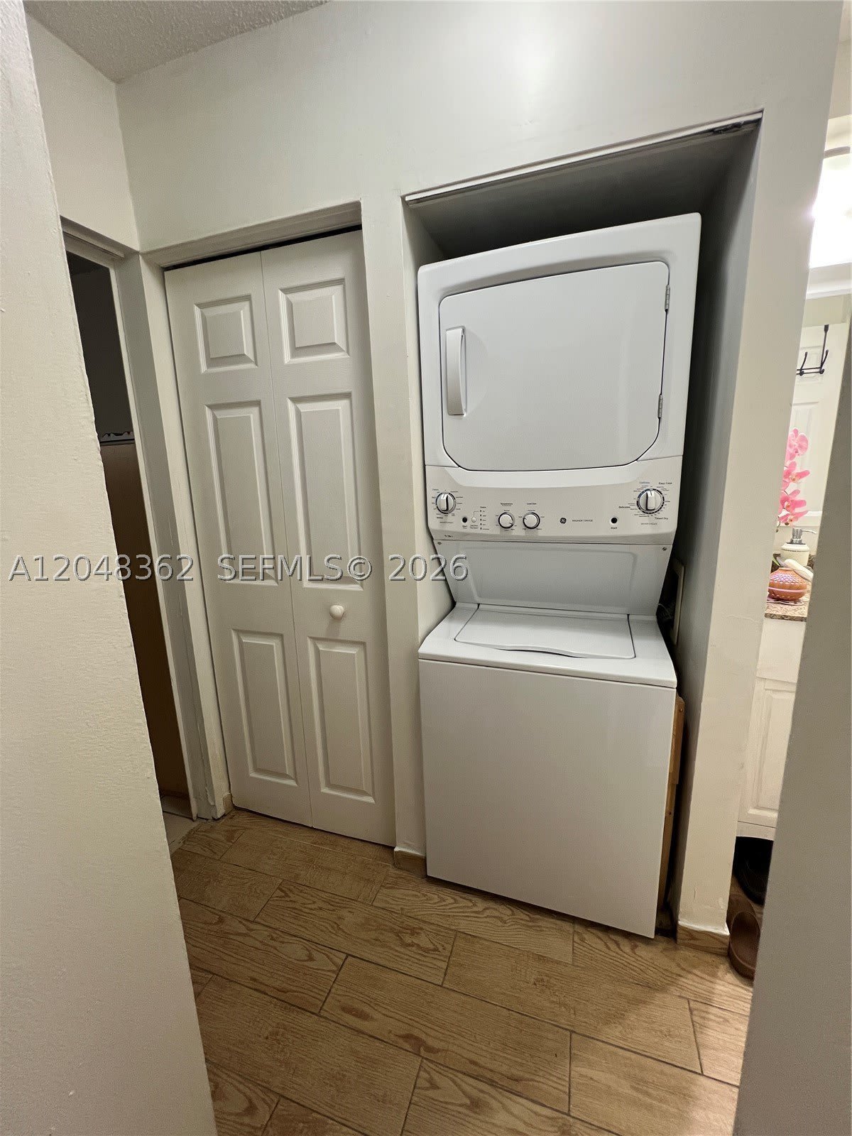 870 SW 129th Pl – photo 4