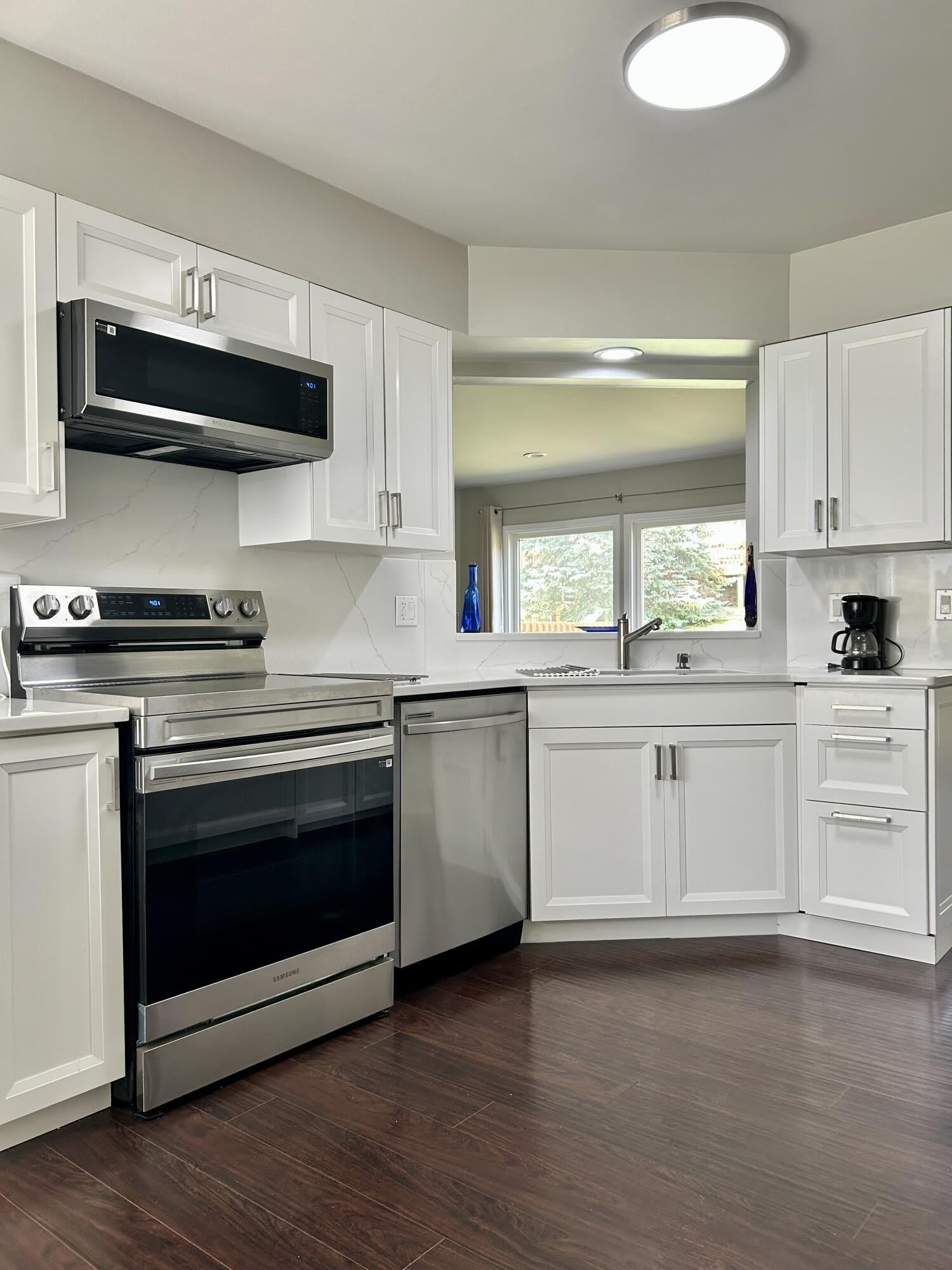 4200 Colorado Lane – photo 3