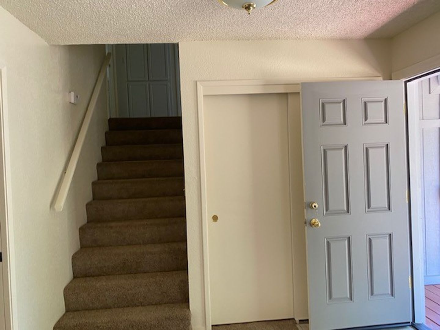 Nice 2 story 3/2 in Lake of the Pines – photo 2