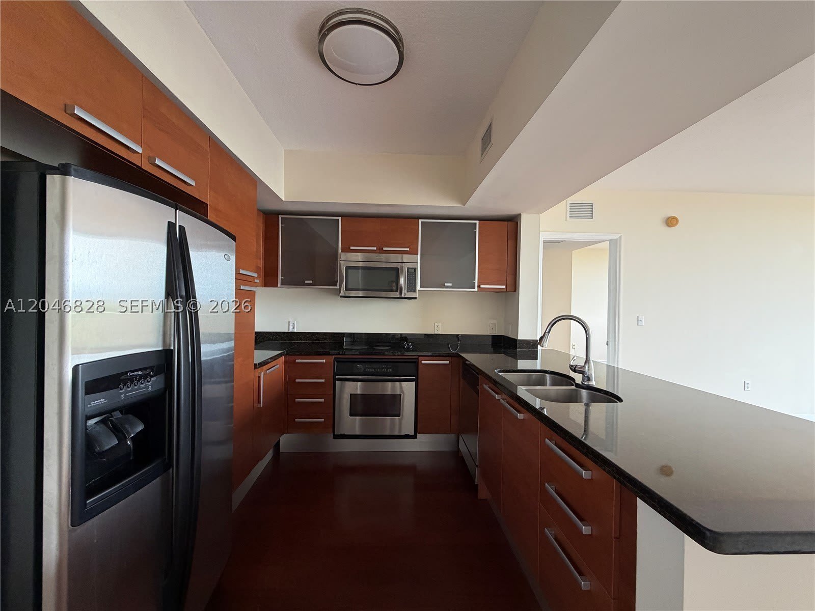 2030 S Douglas Rd – photo 5