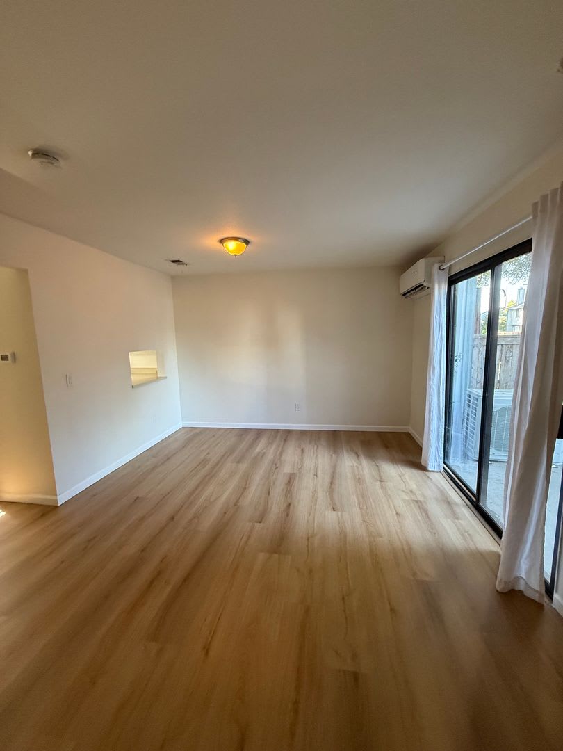 Westland Estates 2 Bedroom 2.5 Bathroom Condo – photo 5
