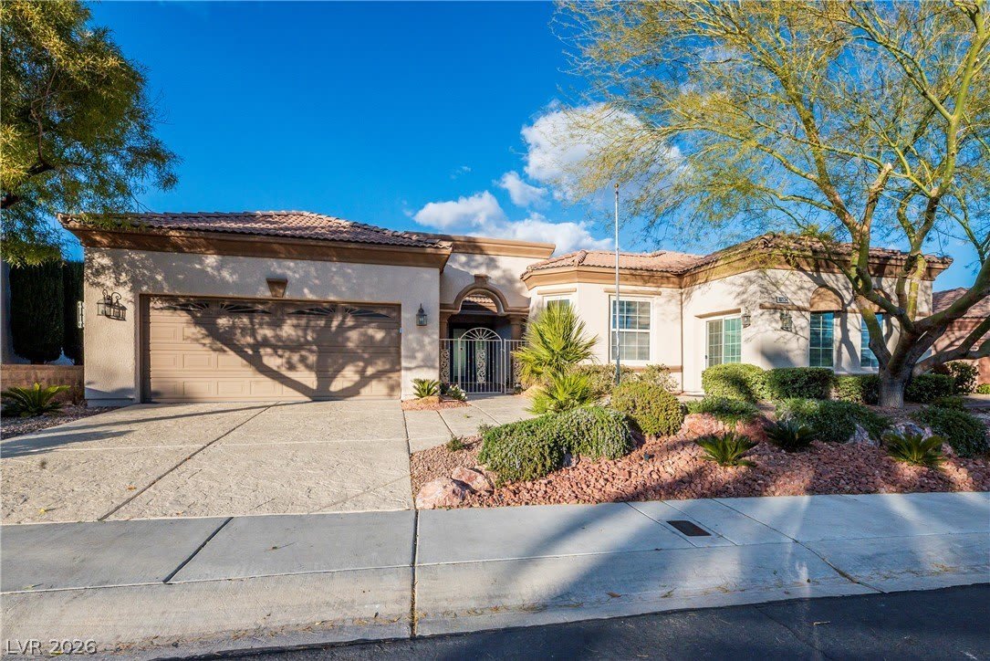10534 Mandarino Avenue – photo 1