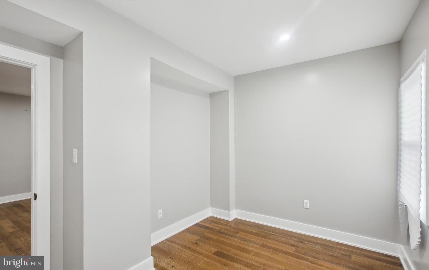 1703 W VIRGINIA Avenue NE – photo 4