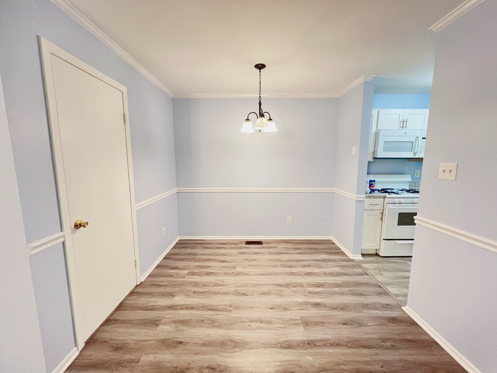 2501 Eagle Row – photo 2
