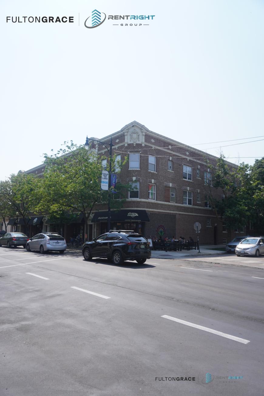 6355 N Lakewood – photo 1