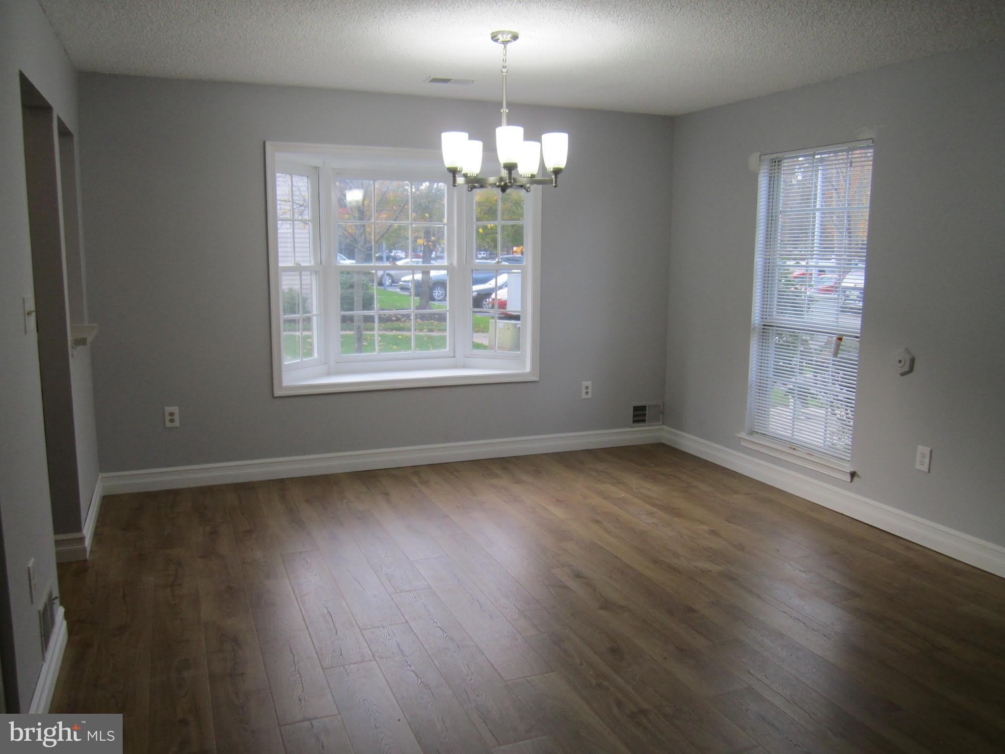 92 VERSAILLES Court – photo 5