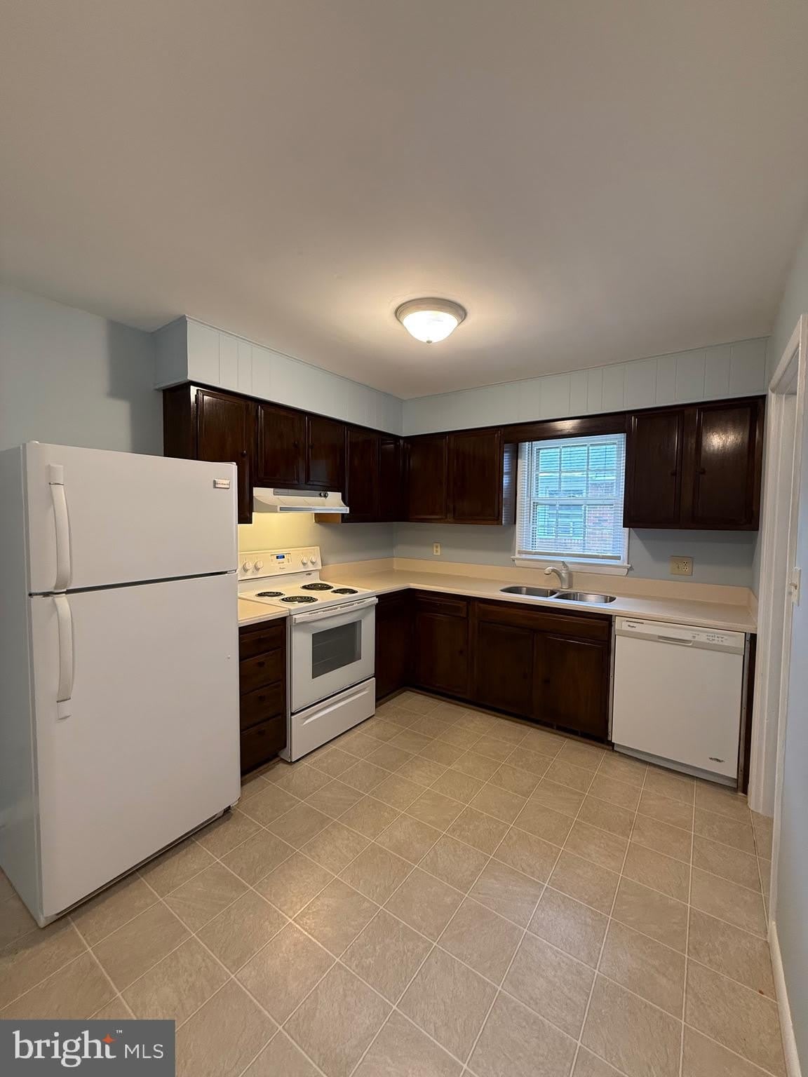 1315 RAPPAHANNOCK Avenue – photo 3