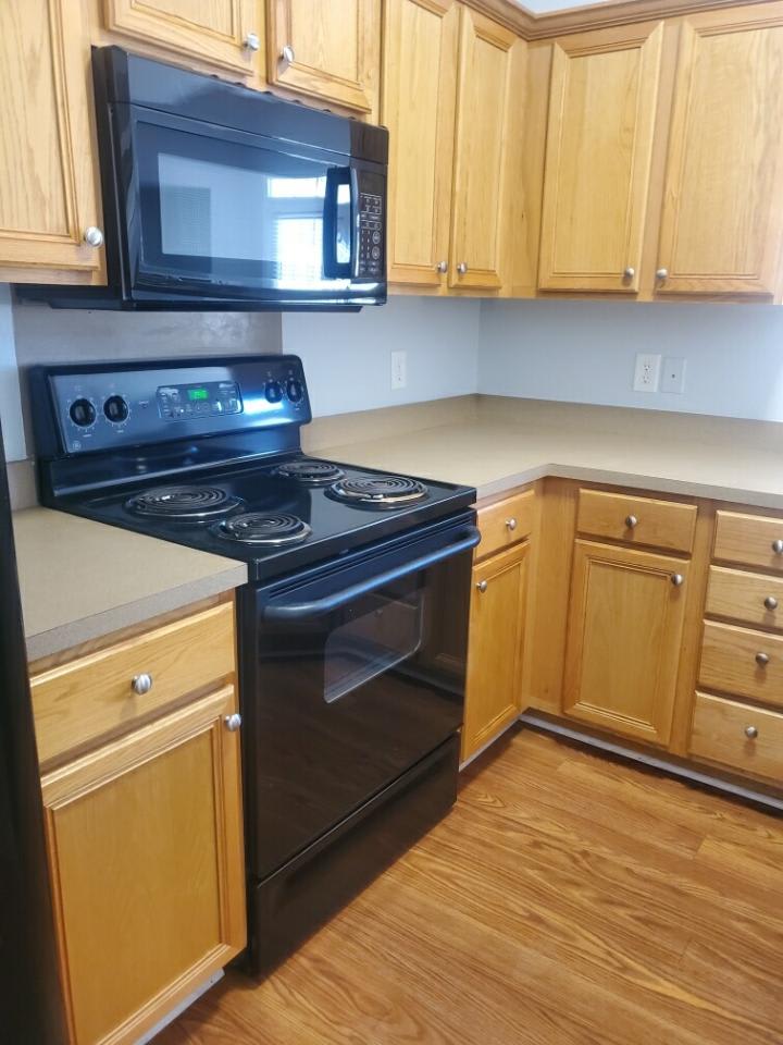 2472 Redmayne Lane – photo 2