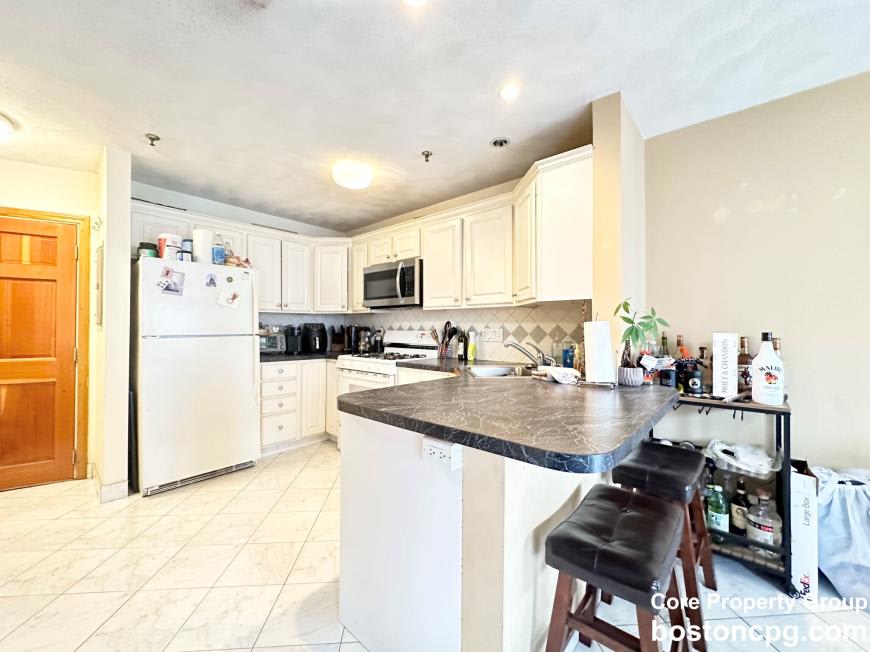 237 Hanover – photo 1