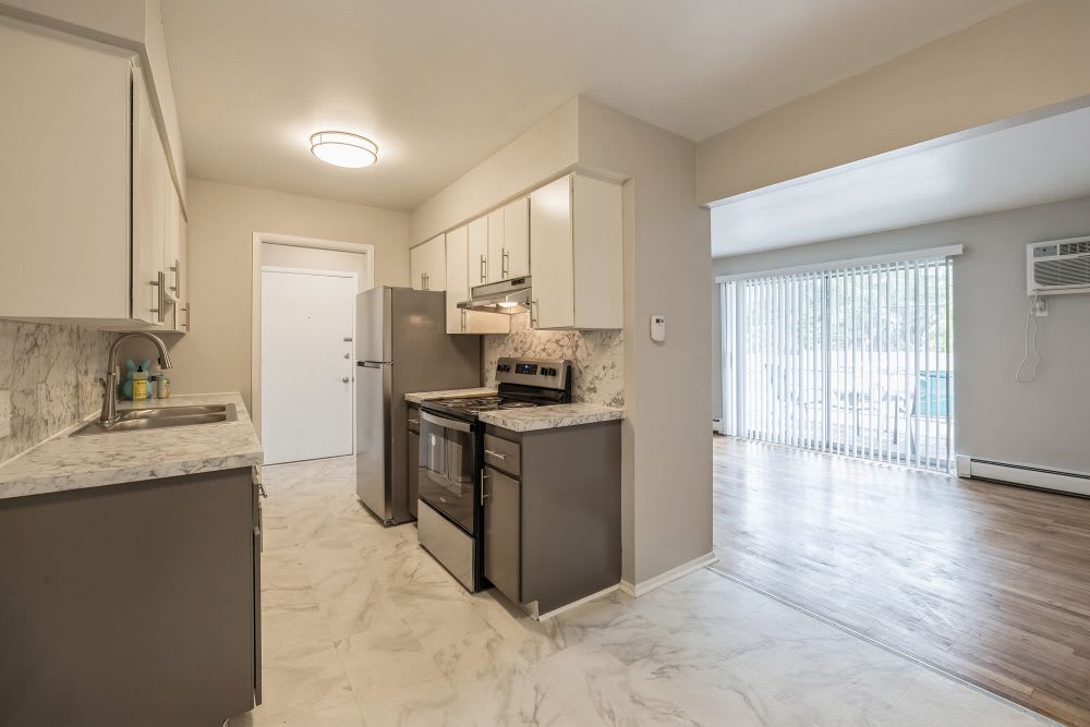 The Ivanhoe Apartments – photo 5