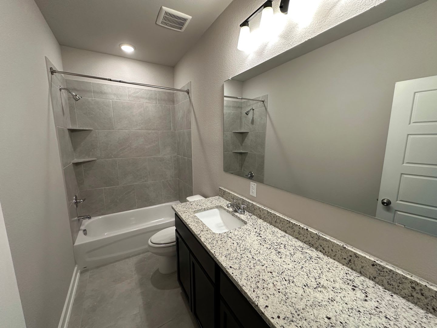 1021 Elise Ave – photo 5