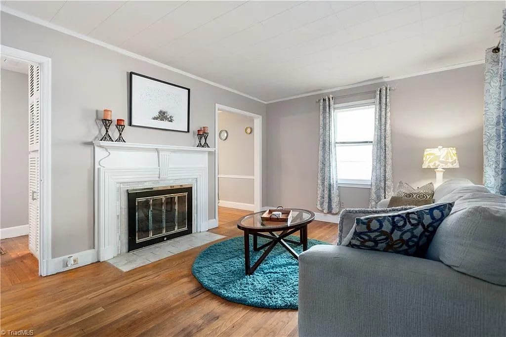 1811 Marion Street – photo 3