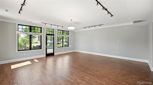 451 S Eton Street – photo 2