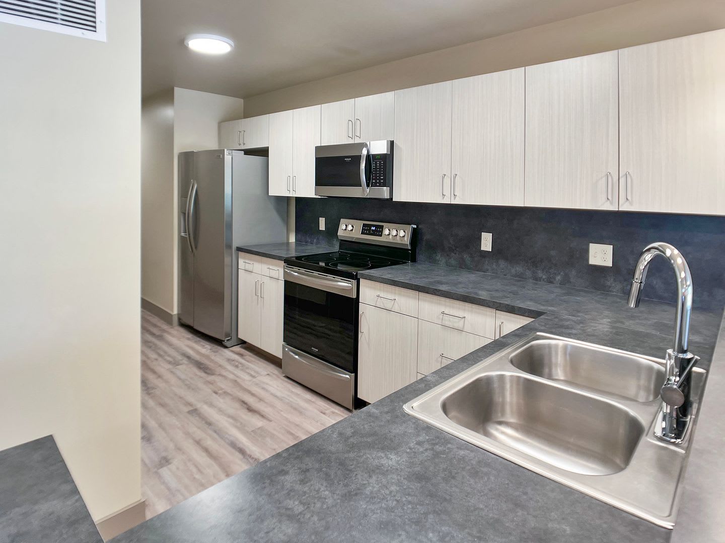 Lake Drive Lofts – photo 5