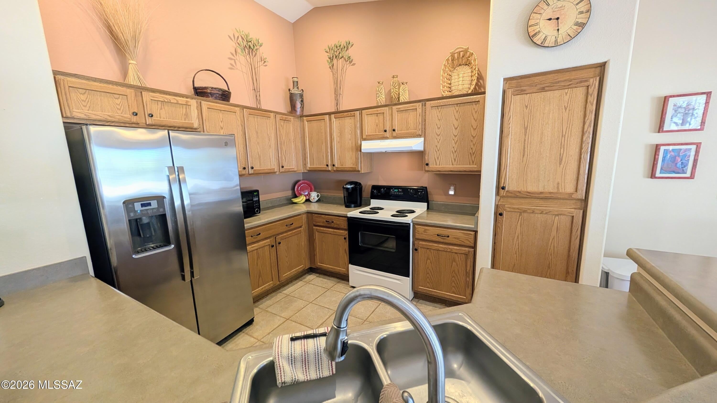 38774 S Desert Bluff Drive – photo 5