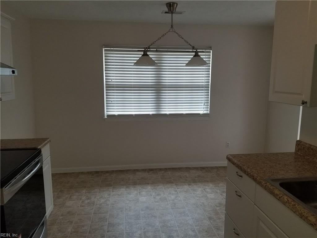 1125 Old Denbigh Boulevard – photo 5