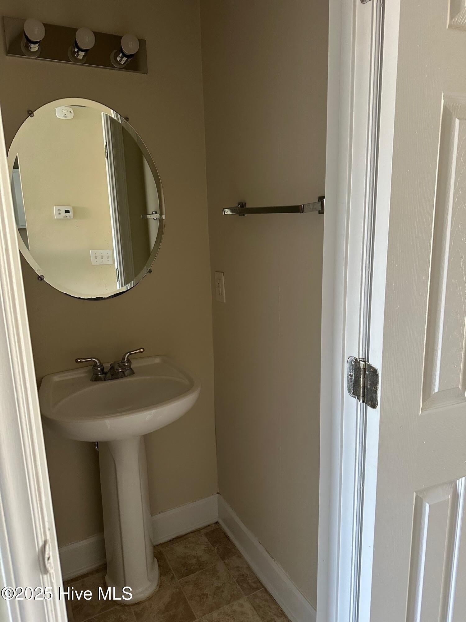 1264 Westridge Court – photo 5