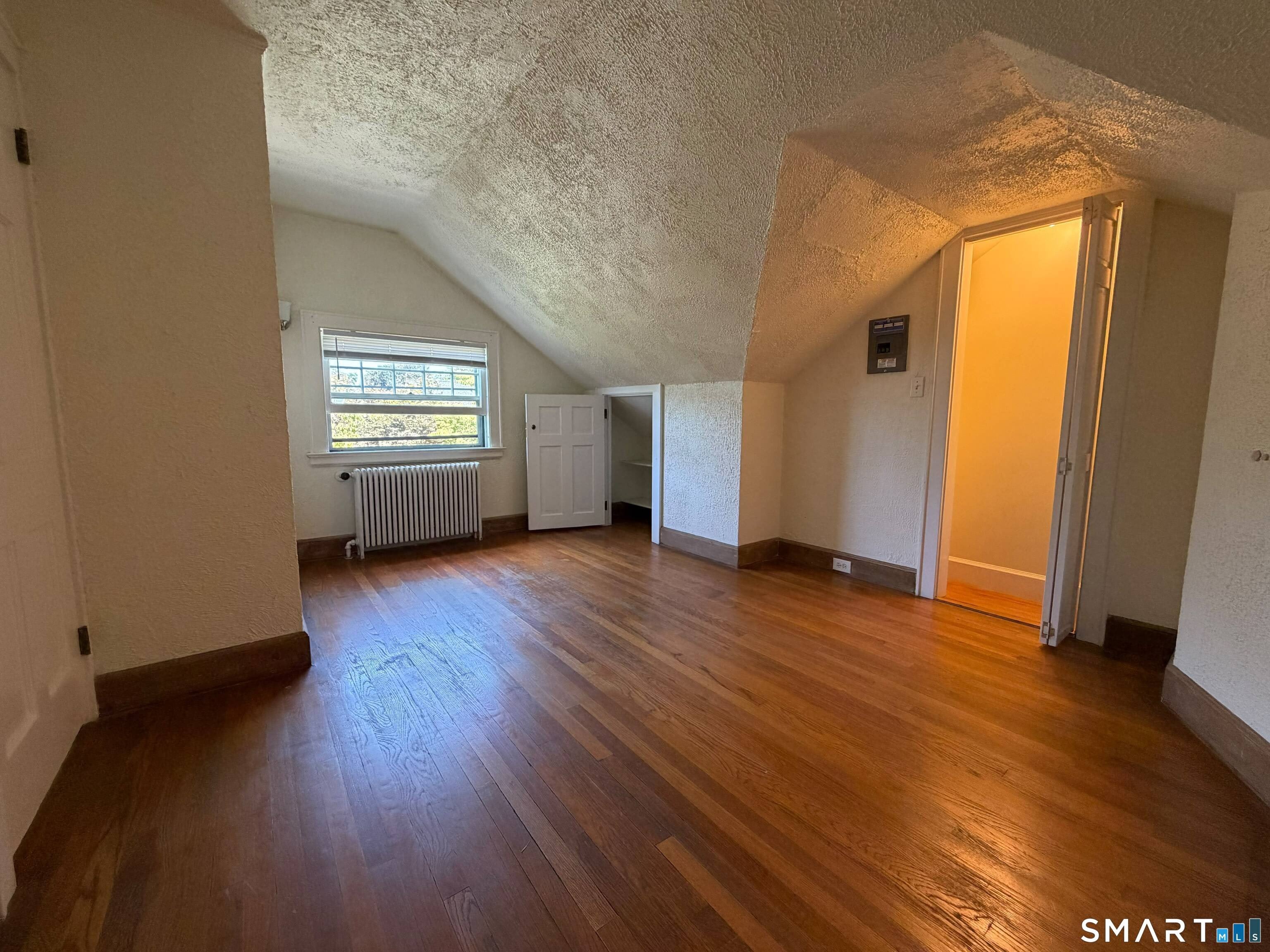 105 Crystal Street – photo 4