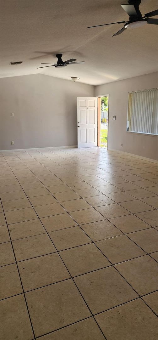 2005 SW 99 Avenue, Miramar, FL 33025 – photo 4