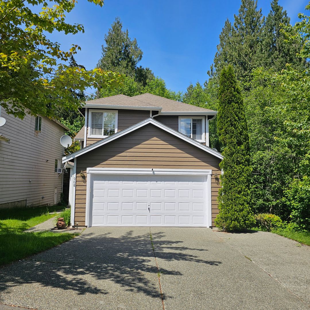 Beautiful CK School District Home Backing to Greenbelt – Pets Negotiable! – photo 1
