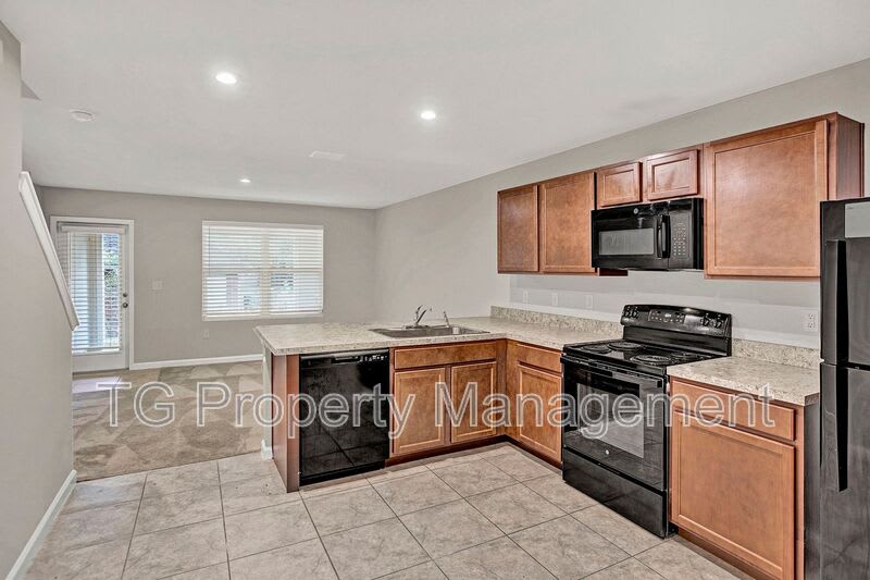 5958 Creekside Crossing Dr – photo 5