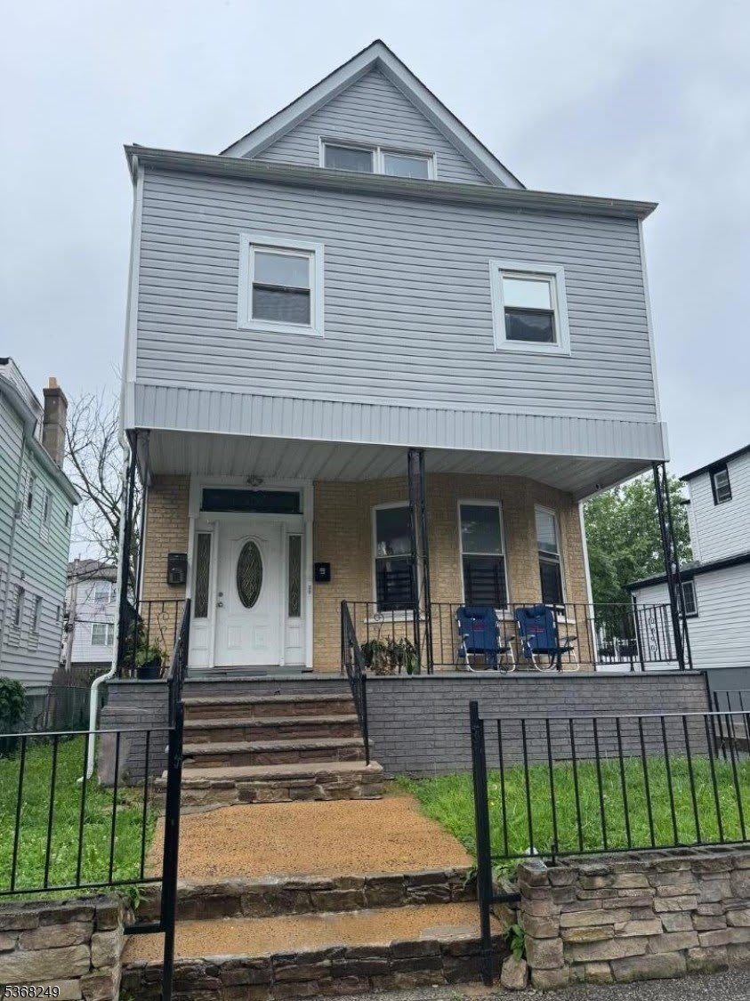 38 Cambridge St – photo 1