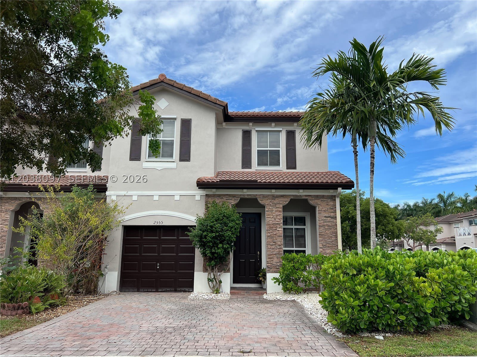 2555 Sw 147Th Path – photo 1