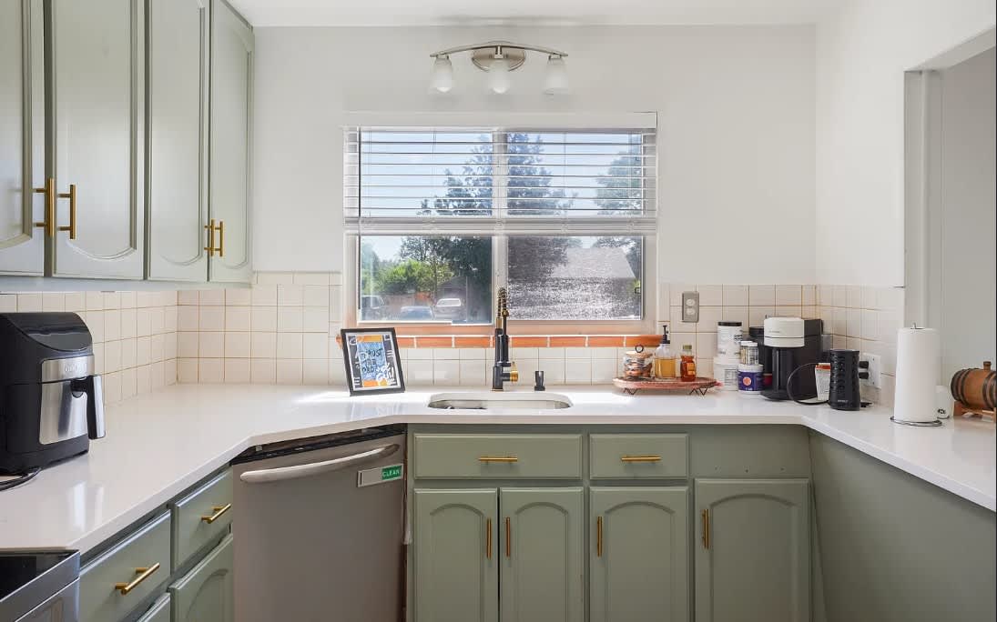2665 S King St – photo 5