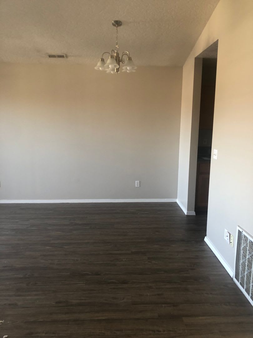 1423 E. Dakota Ave – photo 5