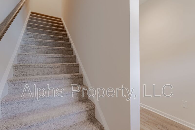 8 Sabine Leaf Ct – photo 3