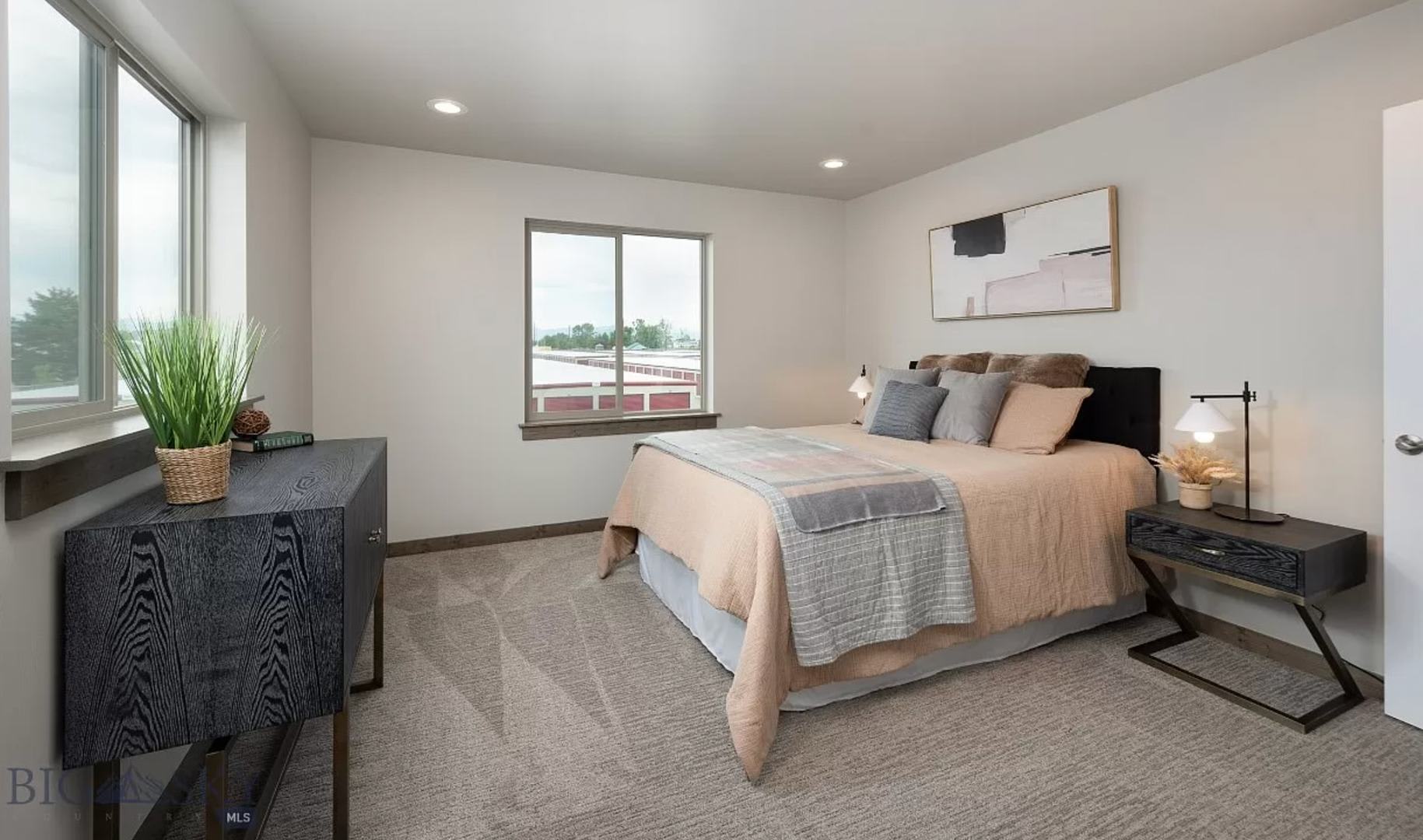 Brand New Three Bedroom Townhouse W Ac – photo 2