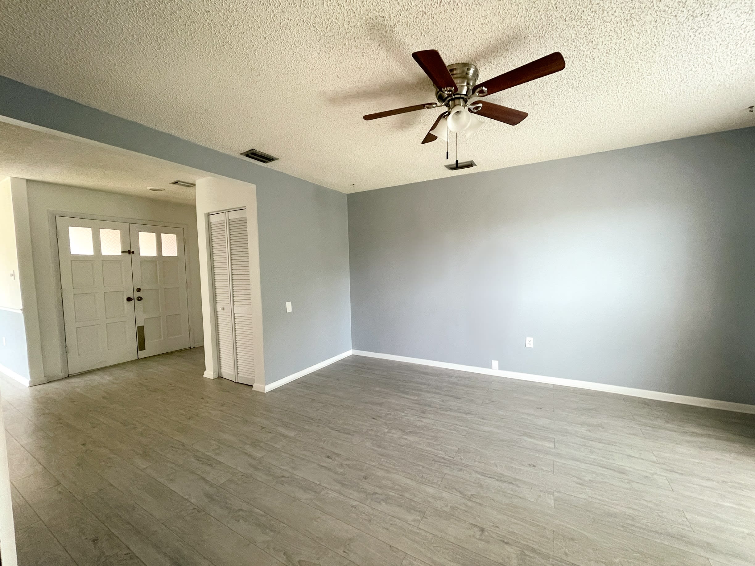 610 Windrush Bay Dr – photo 2