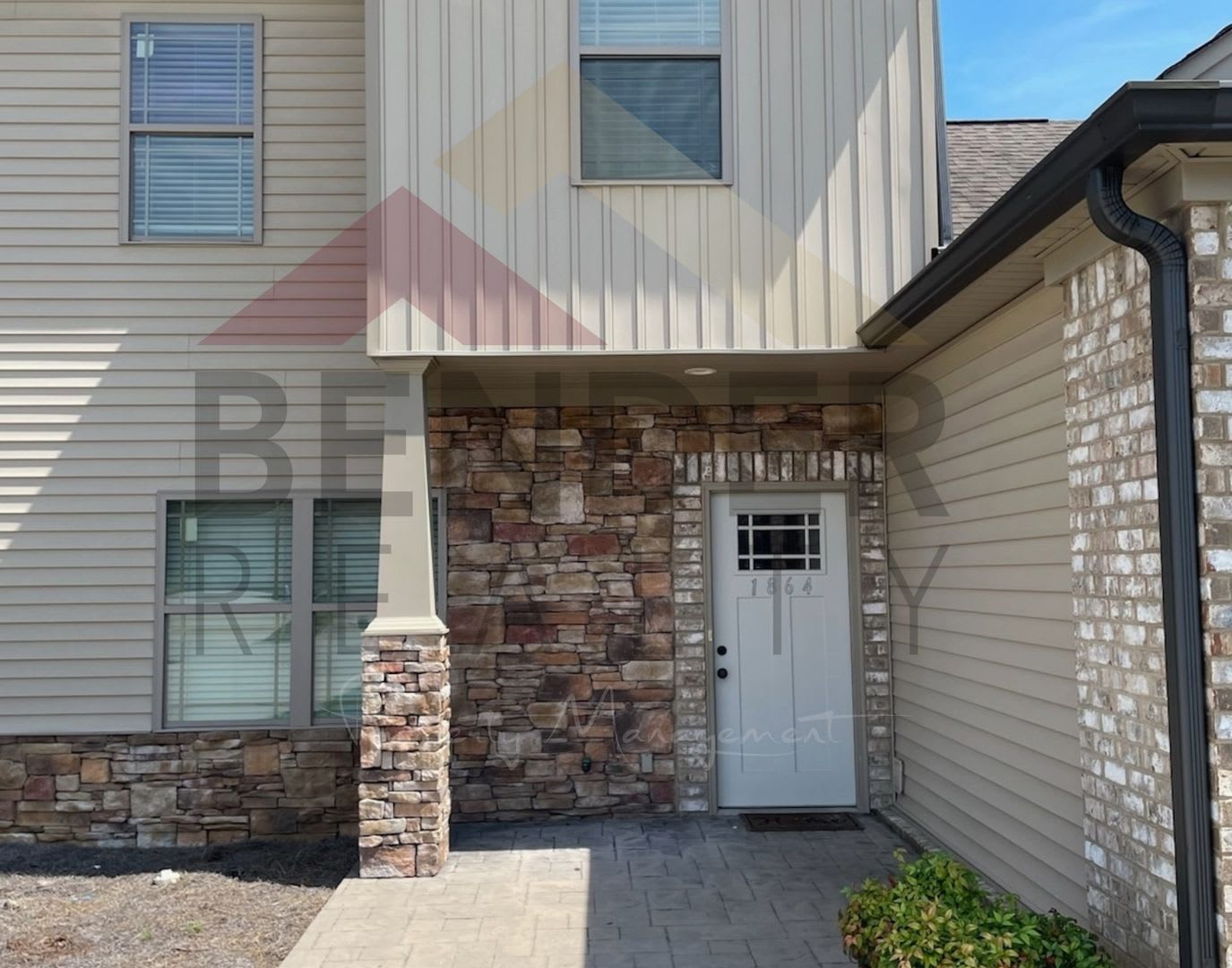 Townhome In The City – photo 1