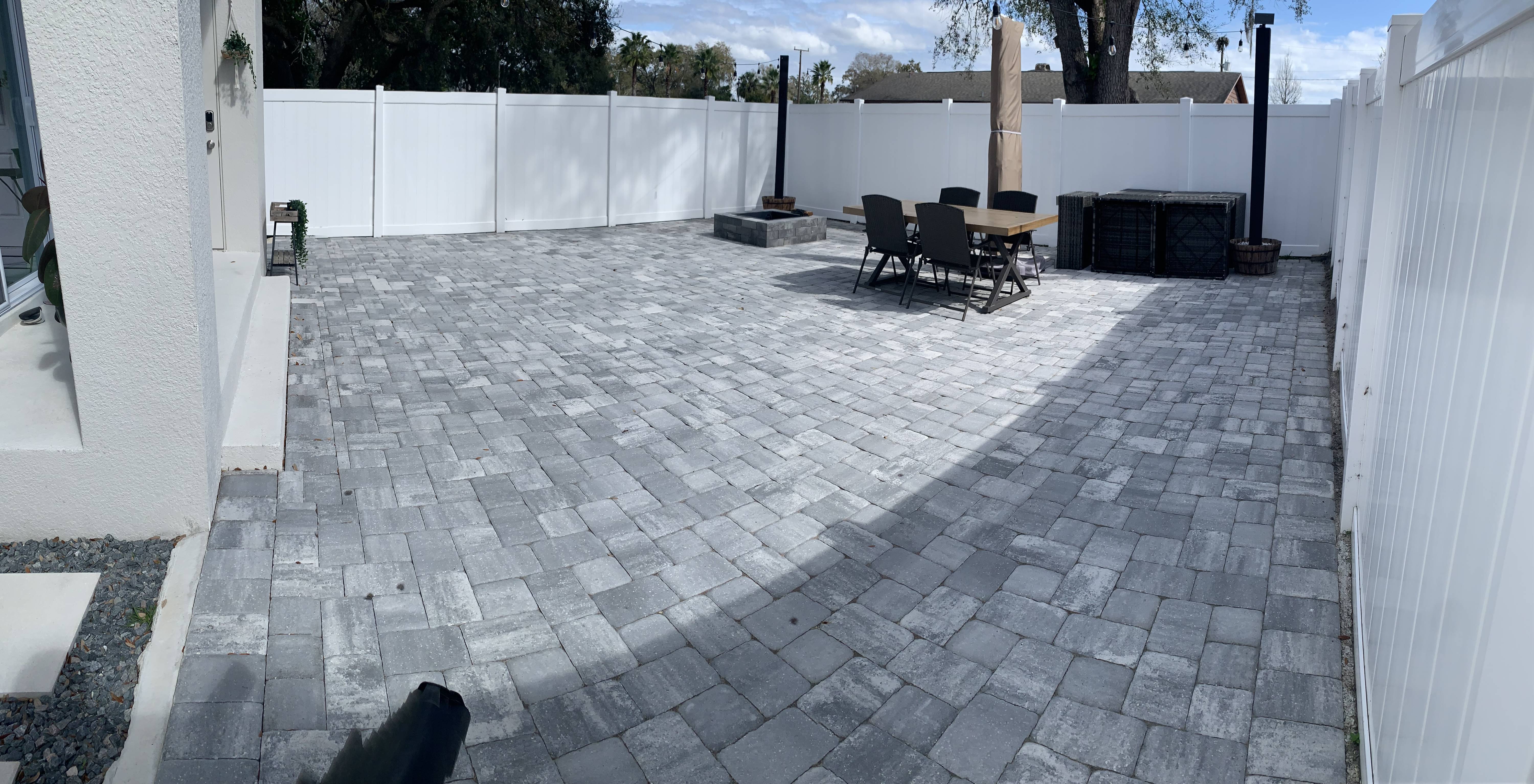 427 Finley Ave – photo 2